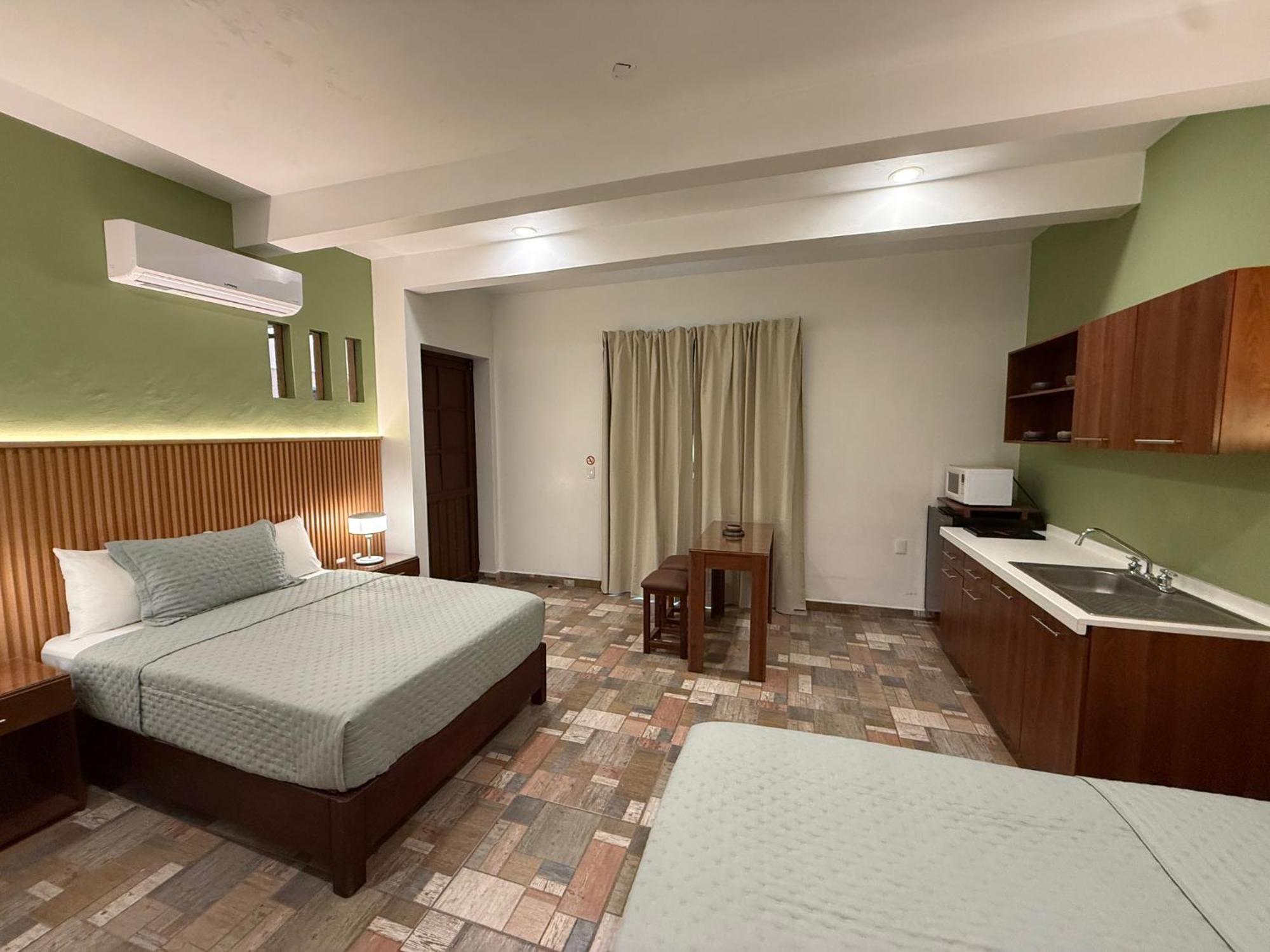 Hostel Casa Mayahuel *